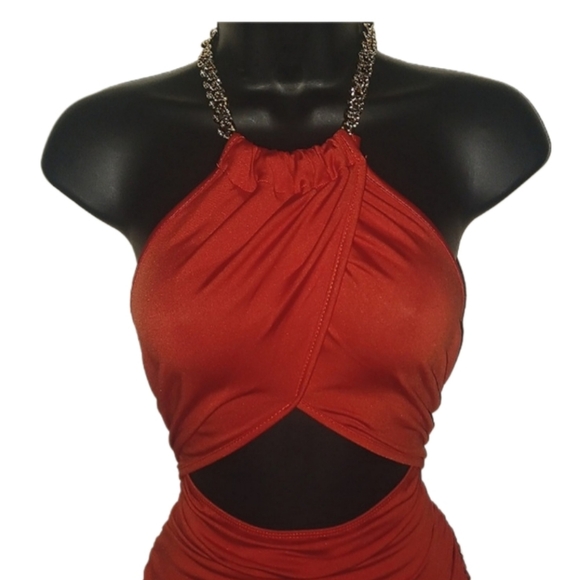 SHEIN Privé Halter Burnt Red Dress w/ Chain Design - Picture 3 of 6
